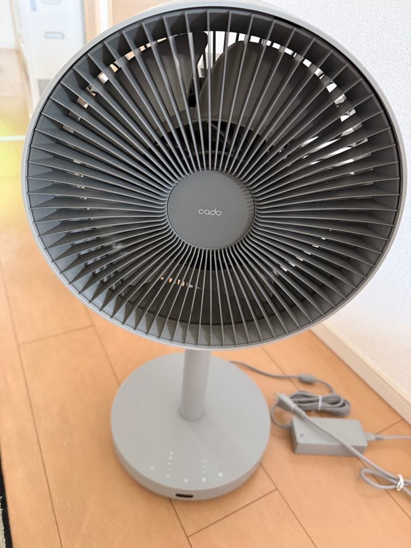 美品　 cado スタンド型扇風機 グレー リモコン付き
