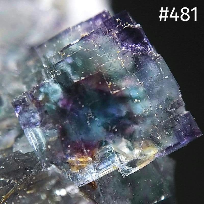 481 オコルス鉱山 フローライト クォーツ ブルーグリーン パープル