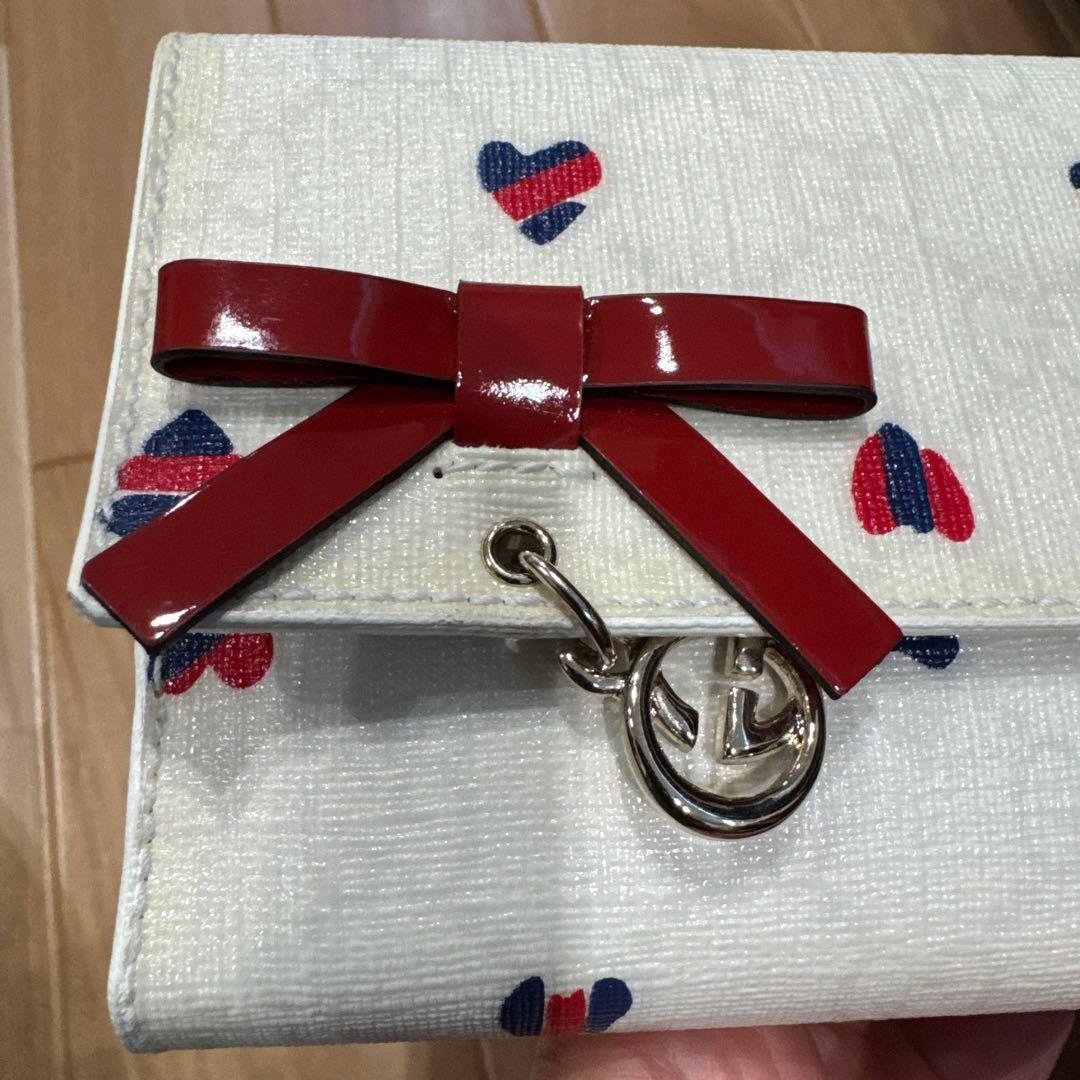 GUCCI ハート柄 長財布