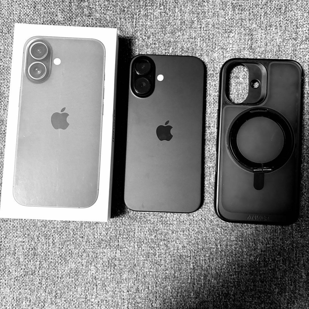 美品　iPhone16 ブラック　128GB本体