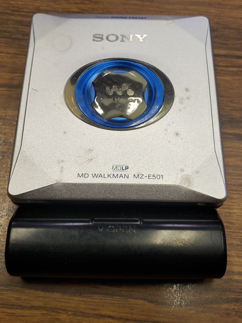 ソニーMDウォークマン　 MD WALKMAN MZ-E501