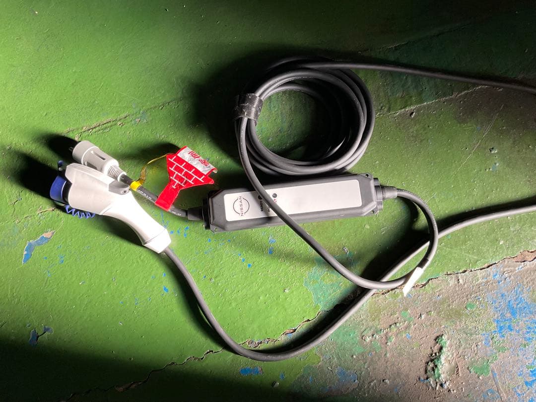 日産 EV用充電ケーブル 7m