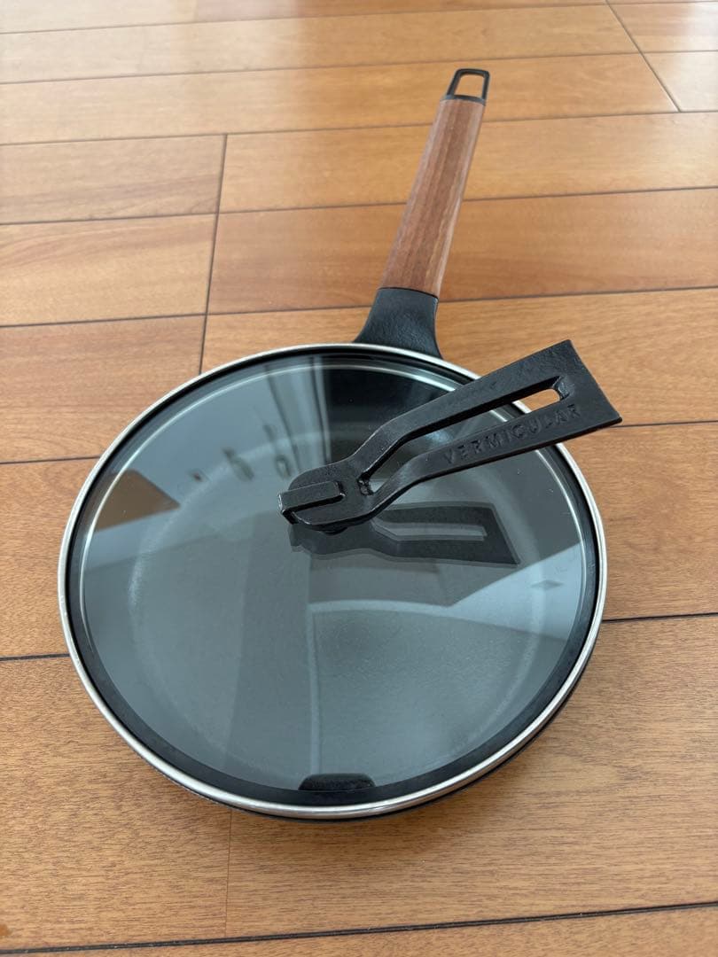 バーミキュラフライパン　20cm ガラス蓋付き