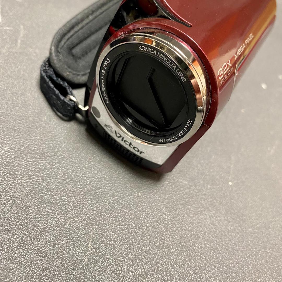 1216j　動作未確認　デジタルビデオカメラ Victor GZ-MG330-R