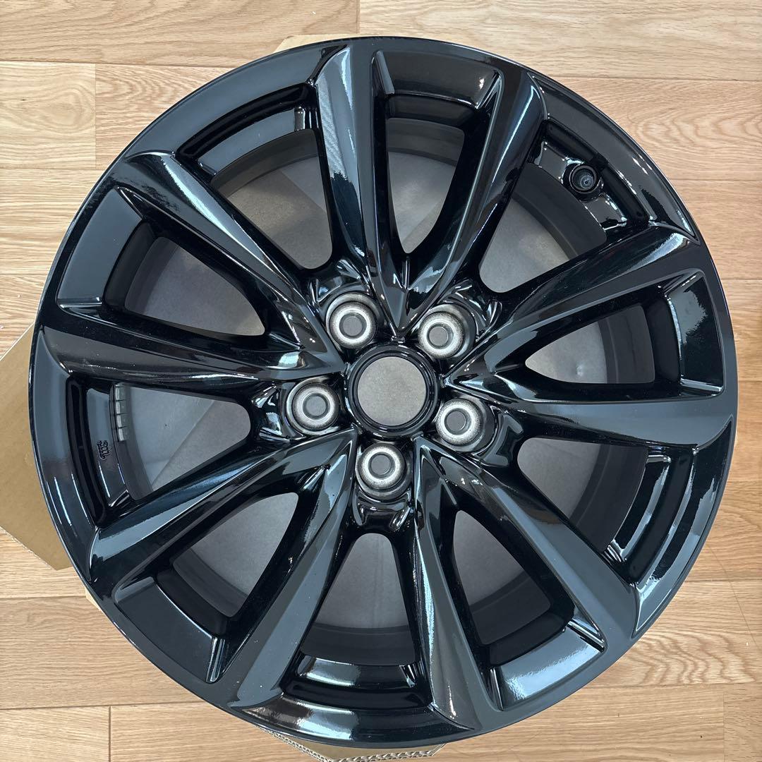 MAZDA3 FASTBAK BLACK selection 　18×7J+45