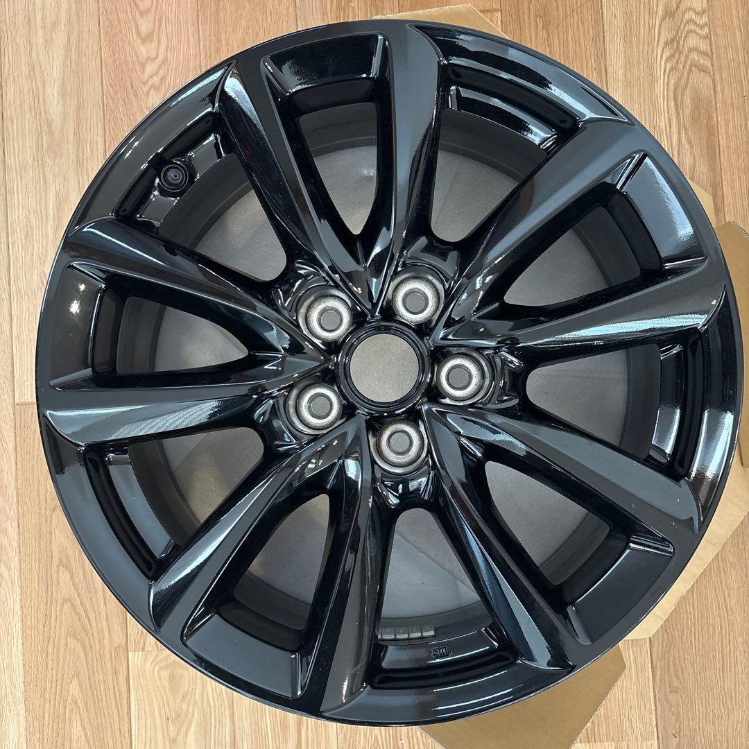 MAZDA3 FASTBAK BLACK selection 　18×7J+45
