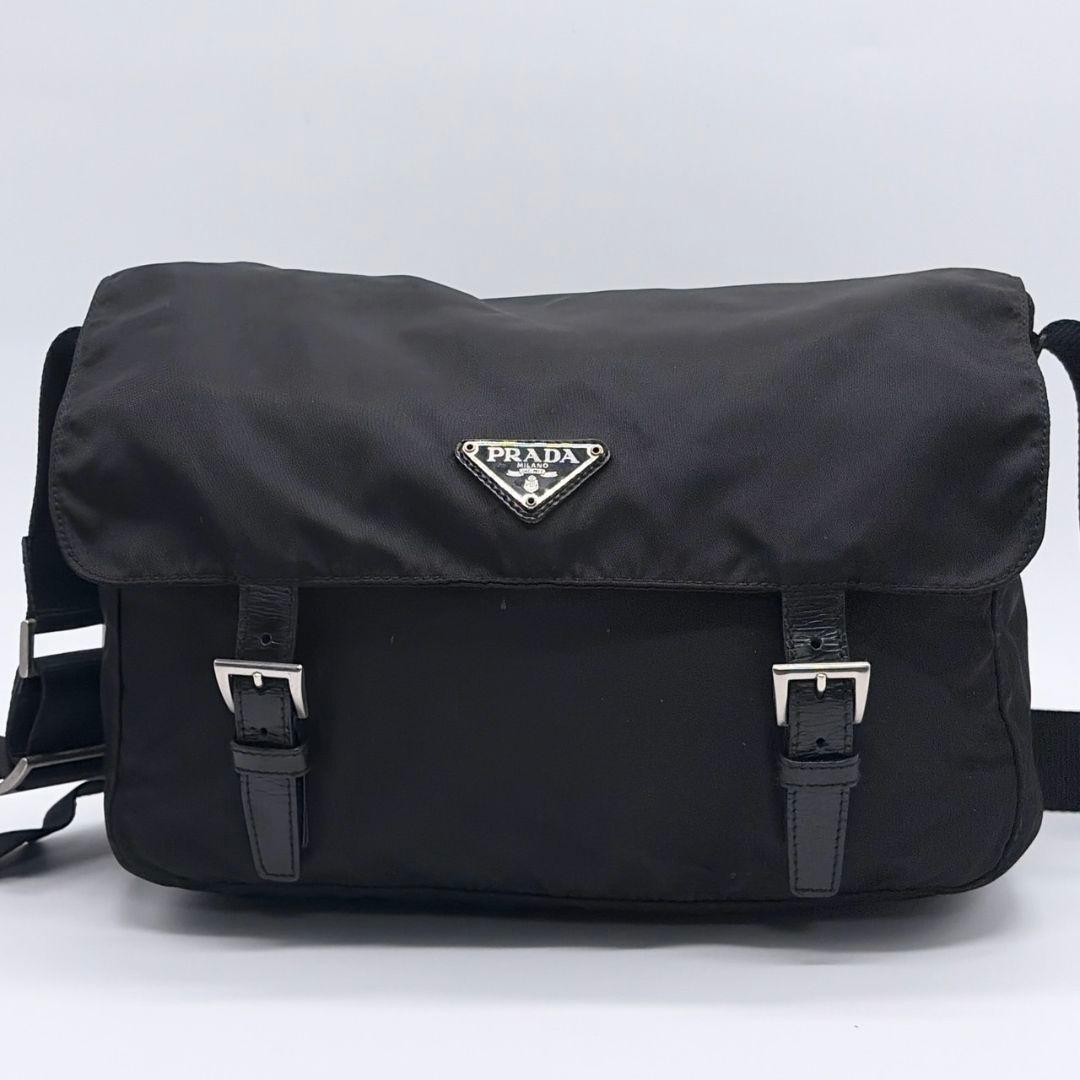 【極美品】プラダ ナイロン メッセンジャー ショルダーバッグ ブラック 三角ロゴ
