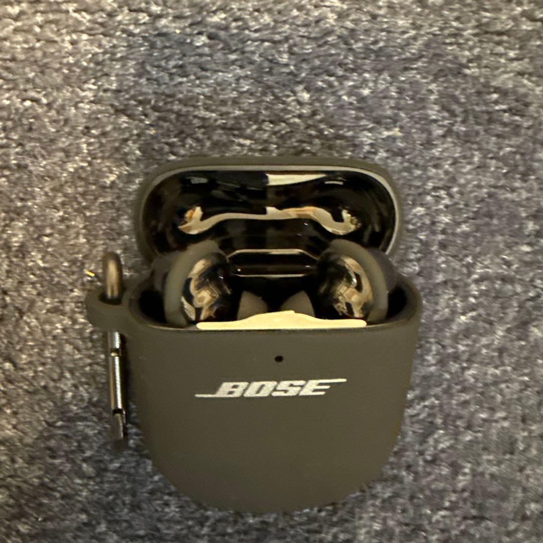 Bose QuietComfort Ultra Earbuds + ケース