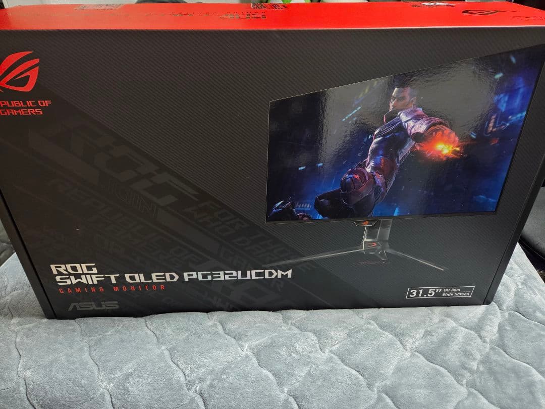 asus　ROG Swift OLED PG32UCDM　4k 240hz