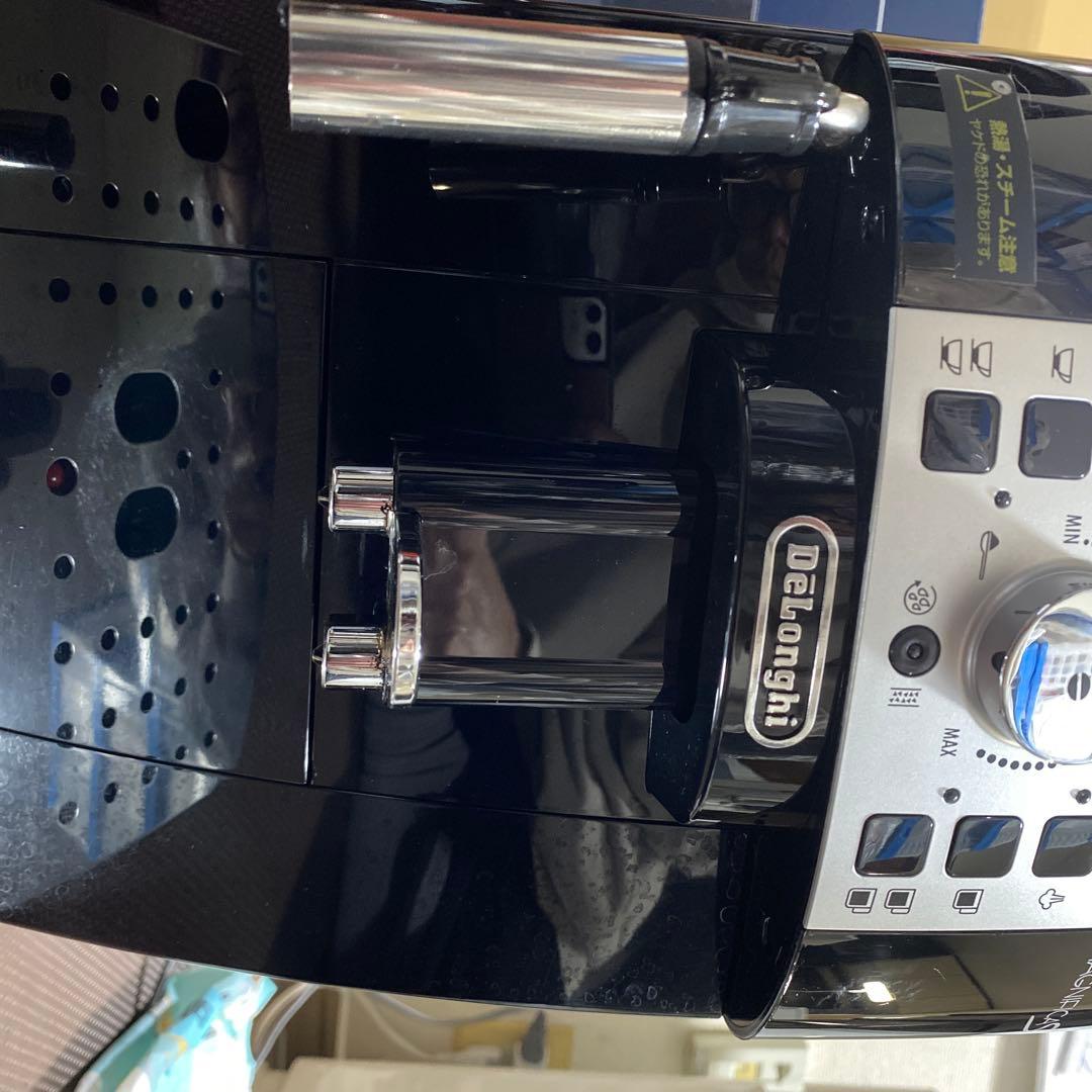 デロンギ マグニフィカS コンパクト全自動コーヒーマシン