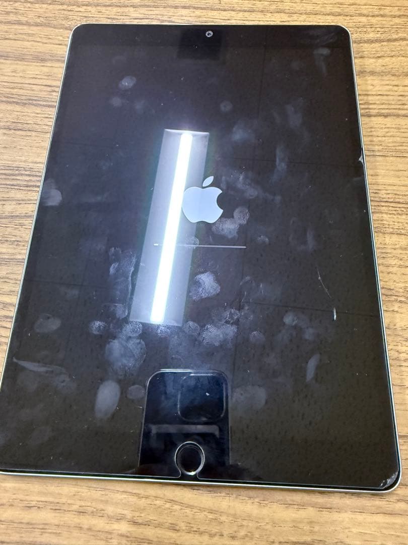 A*s様 Apple iPad Pro (10.5インチ) 256GB