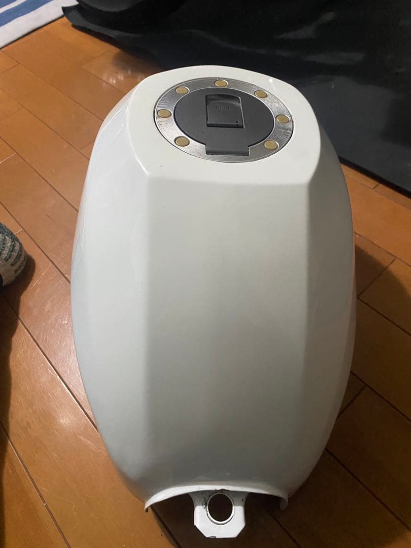 エイプ100 社外タンク