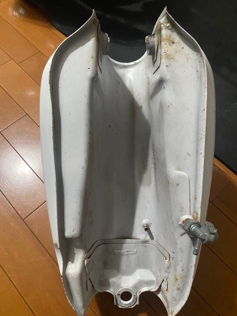 エイプ100 社外タンク