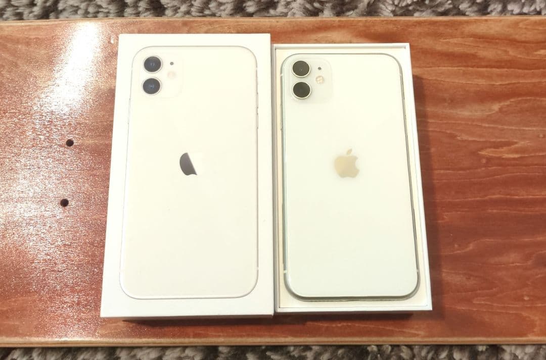 Apple iPhone 11 ホワイト 本体のみ 箱付き