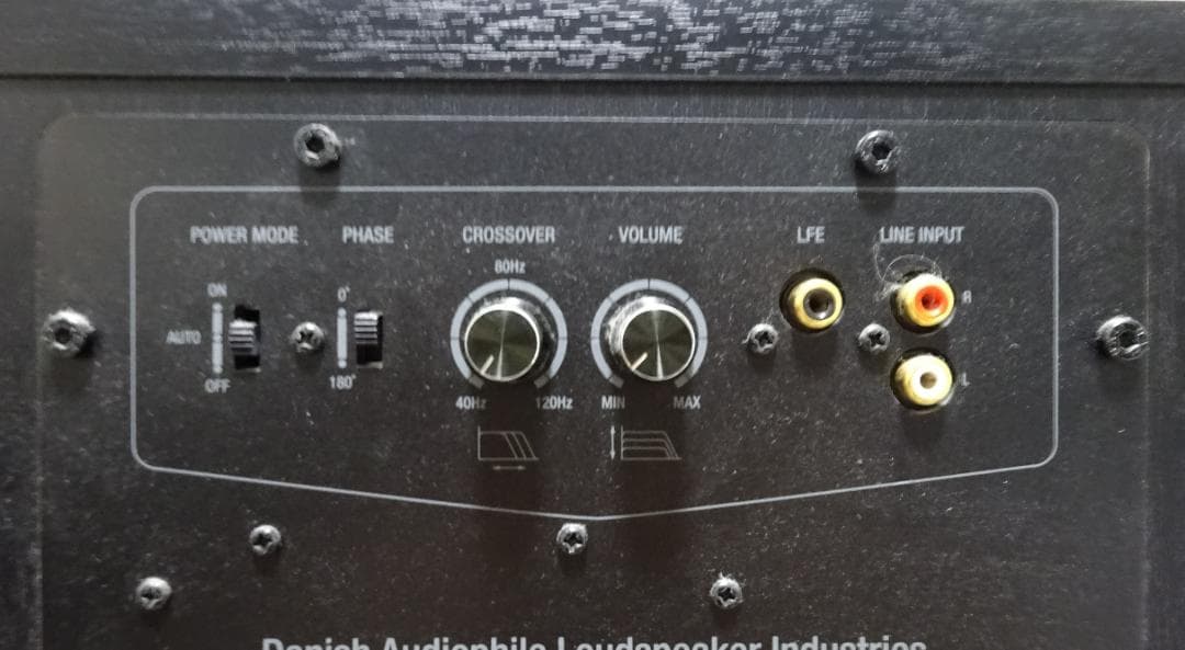 スピーカー・ウーファー DALI SUB E-9 F