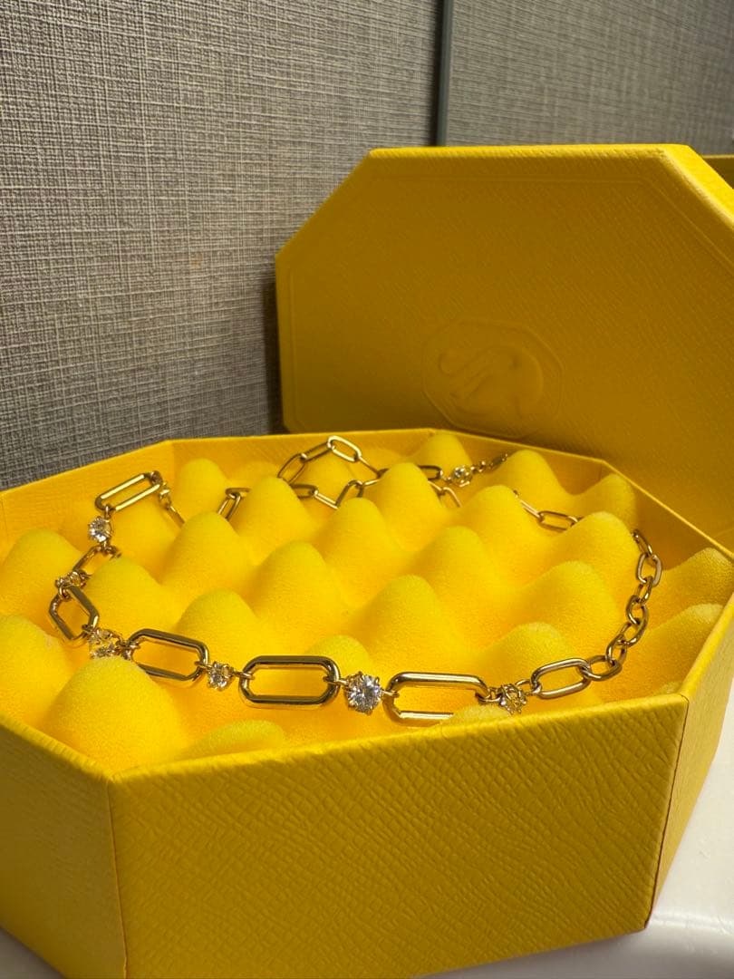 ゴールドリンクチェーンクリスタルネックレス