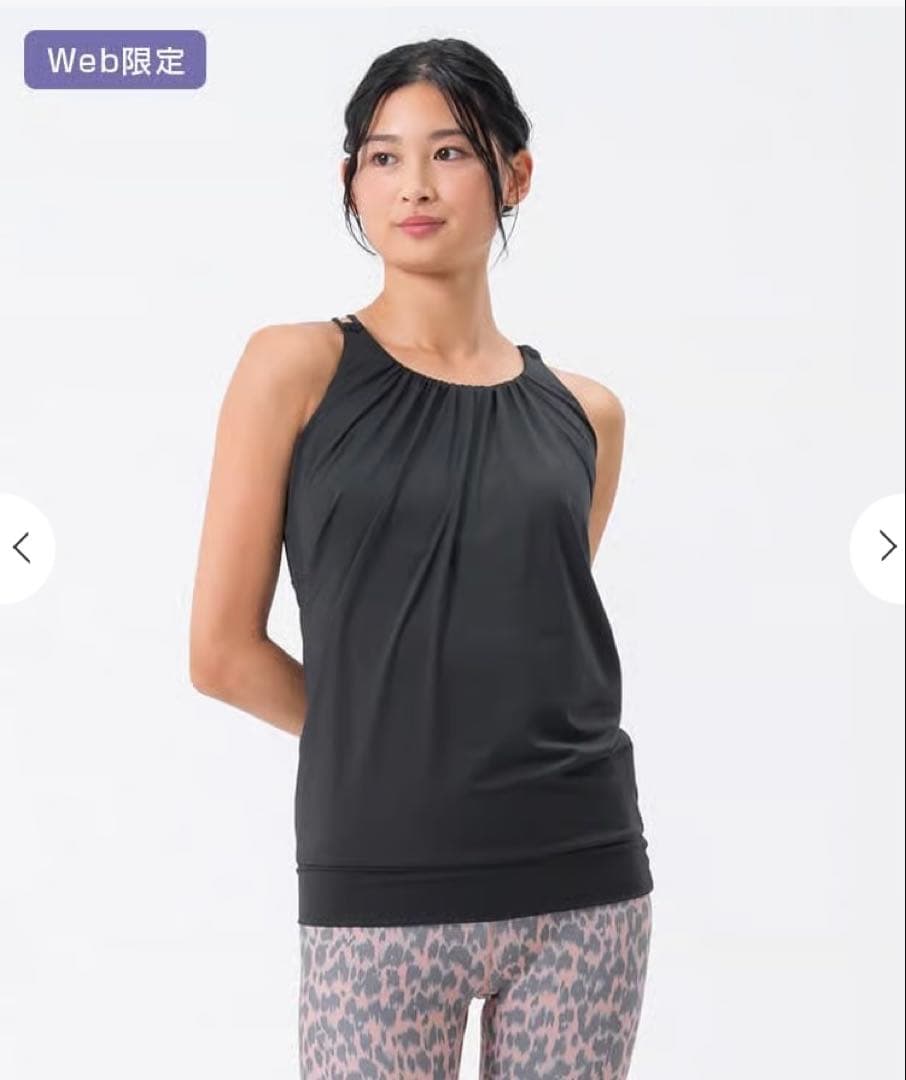 2月8日までの価格SUKALA フロントギャザークロスキャミソール ブラック L