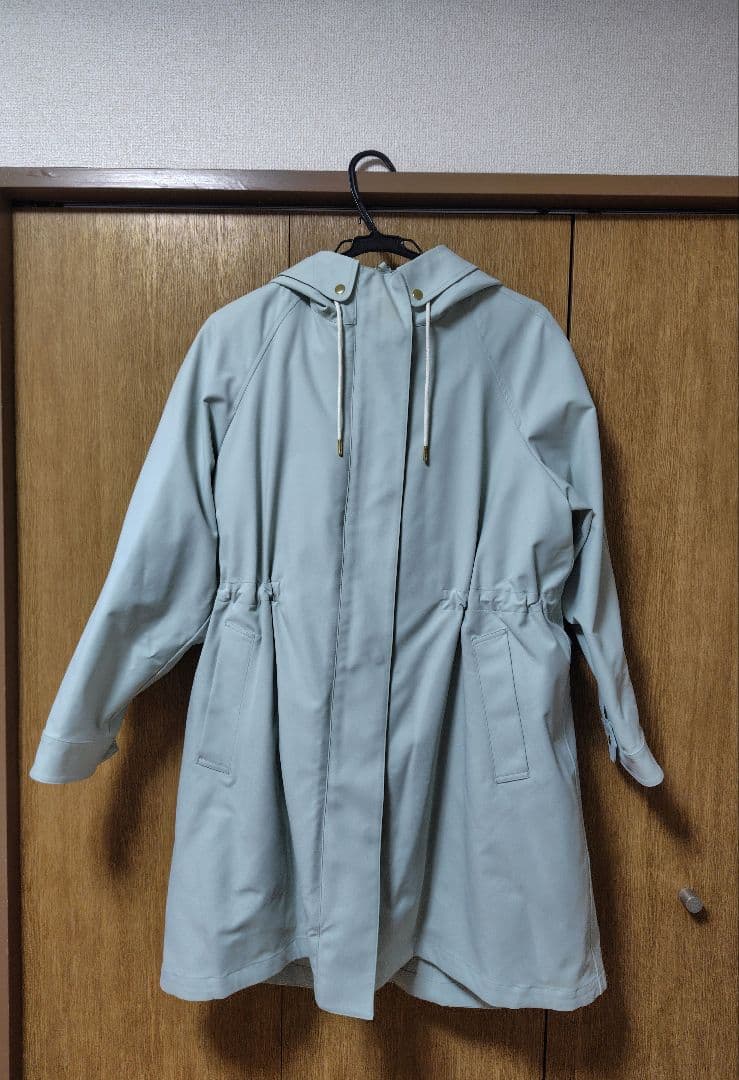 フード付きミントグリーンジャケット
