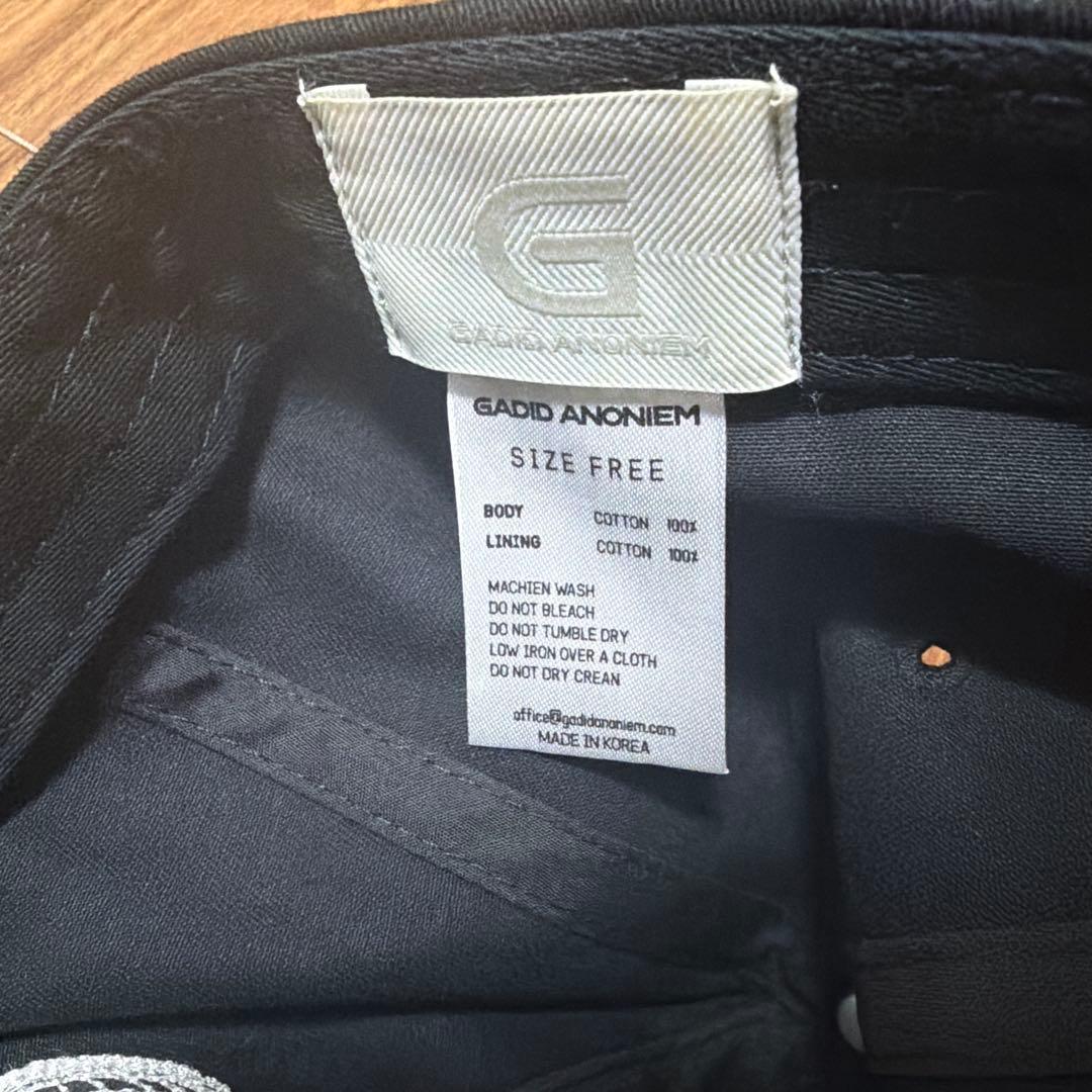 gadid anoniem キャップ