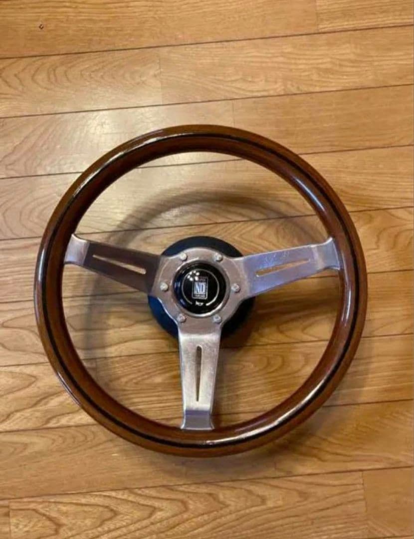 正規品 ナルディ クラシック ウッド 32.5パイ nardi ステアリング