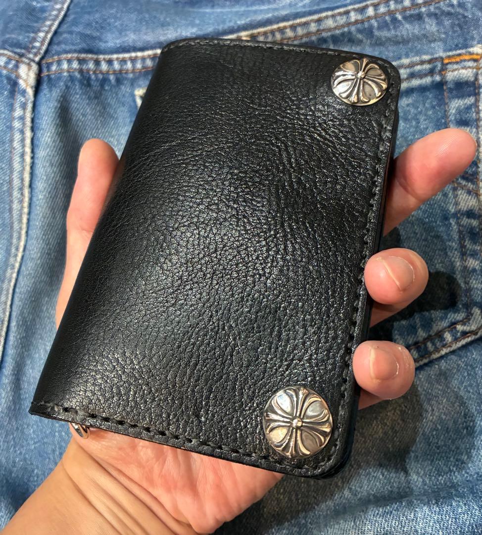 ミドル　トラッカーウォレット　シュリンク　シルバー925クロスボールコンチョ