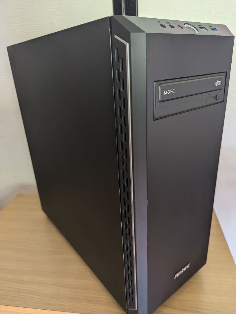 ゲーミングPC CORE i7 9700 GTX1660ti