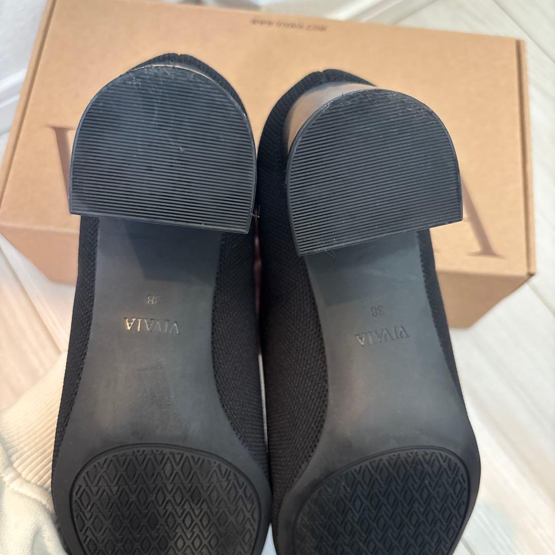 VIVIAN[Elize] スクエアトゥ ストレスフリー ブロックヒール 38