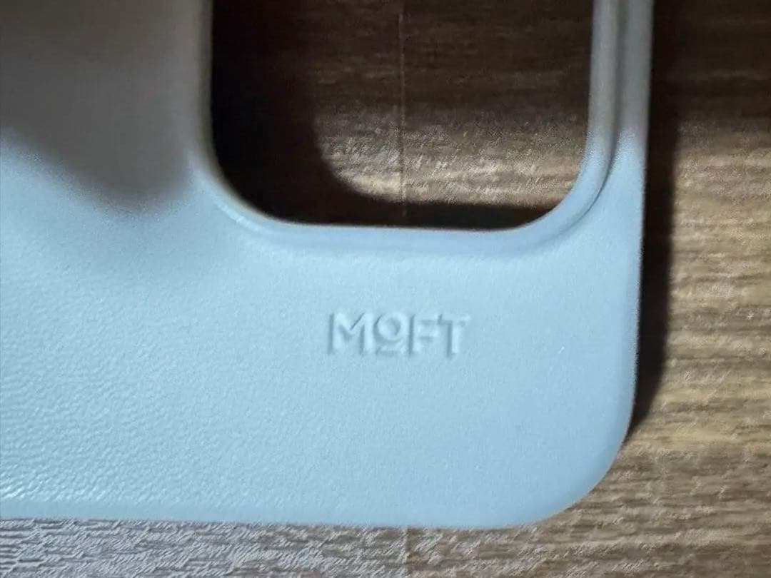 カイ【美品】iPhone16Pro 1TB デザートチタニウ