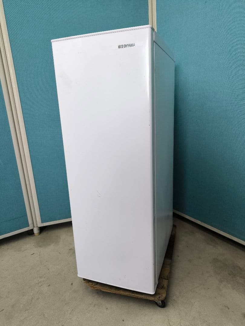 2022年製　アイリスオーヤマ 80L冷凍庫　スキマックス　 IUSN-8A-W
