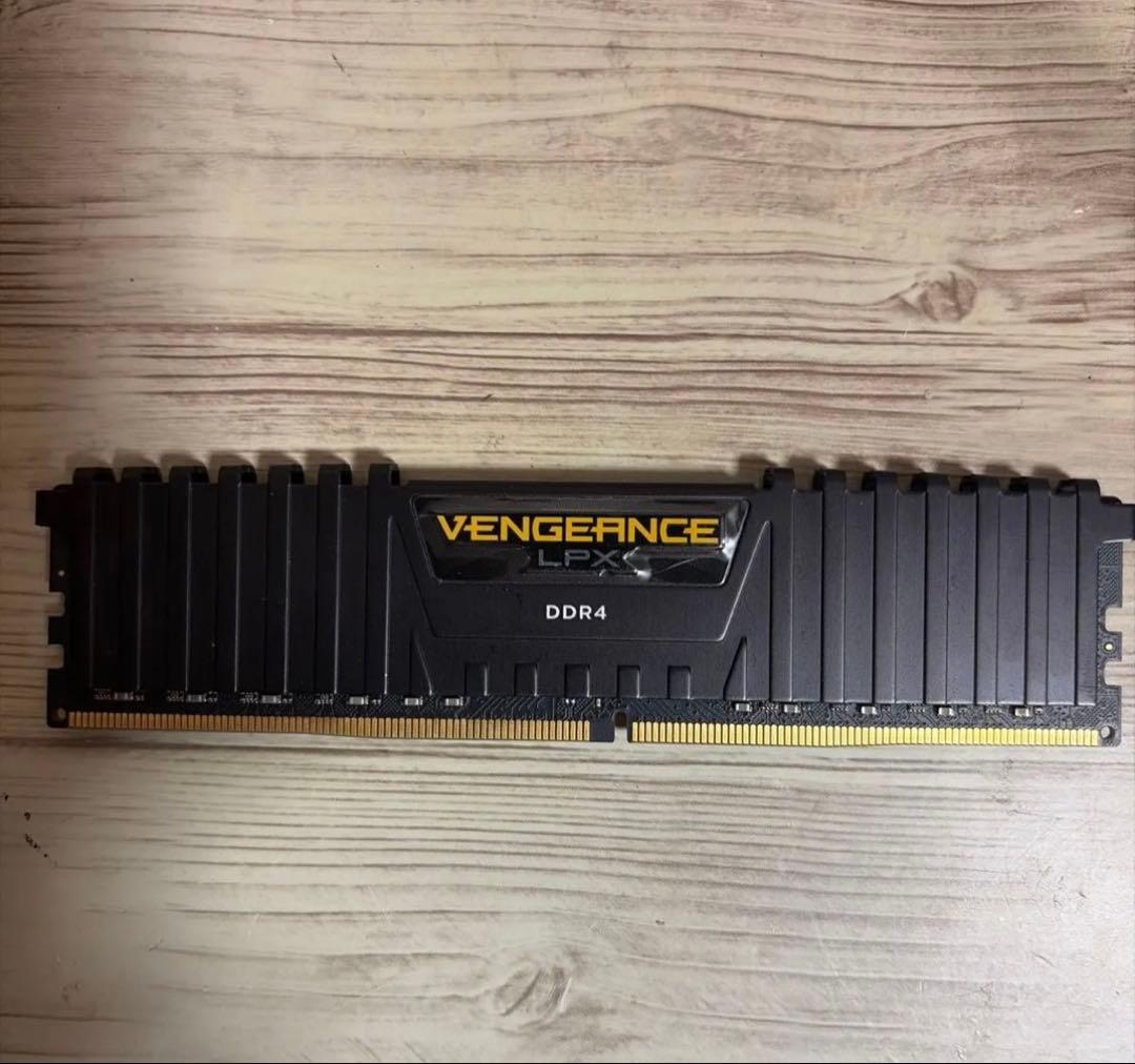 CORSAIR DDR4-2666 32GB 32GB一枚