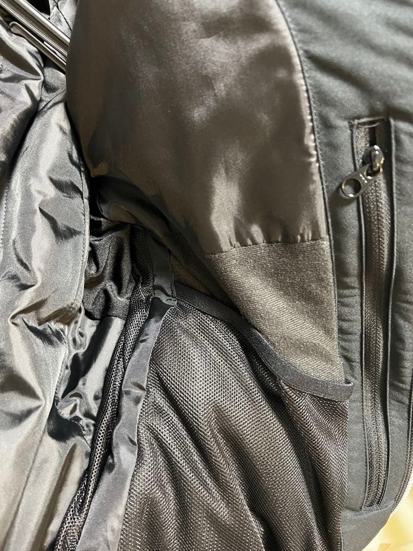 【極美品】DESCENTE S.I.O CONCEPT スノーウェア Lサイズ