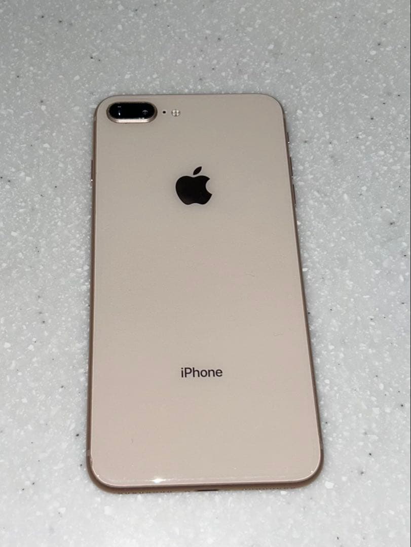 Apple iPhone 8 Plus ゴールド