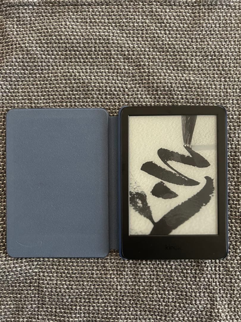 Kindle 第11世代　16GB ケース付き　広告なし