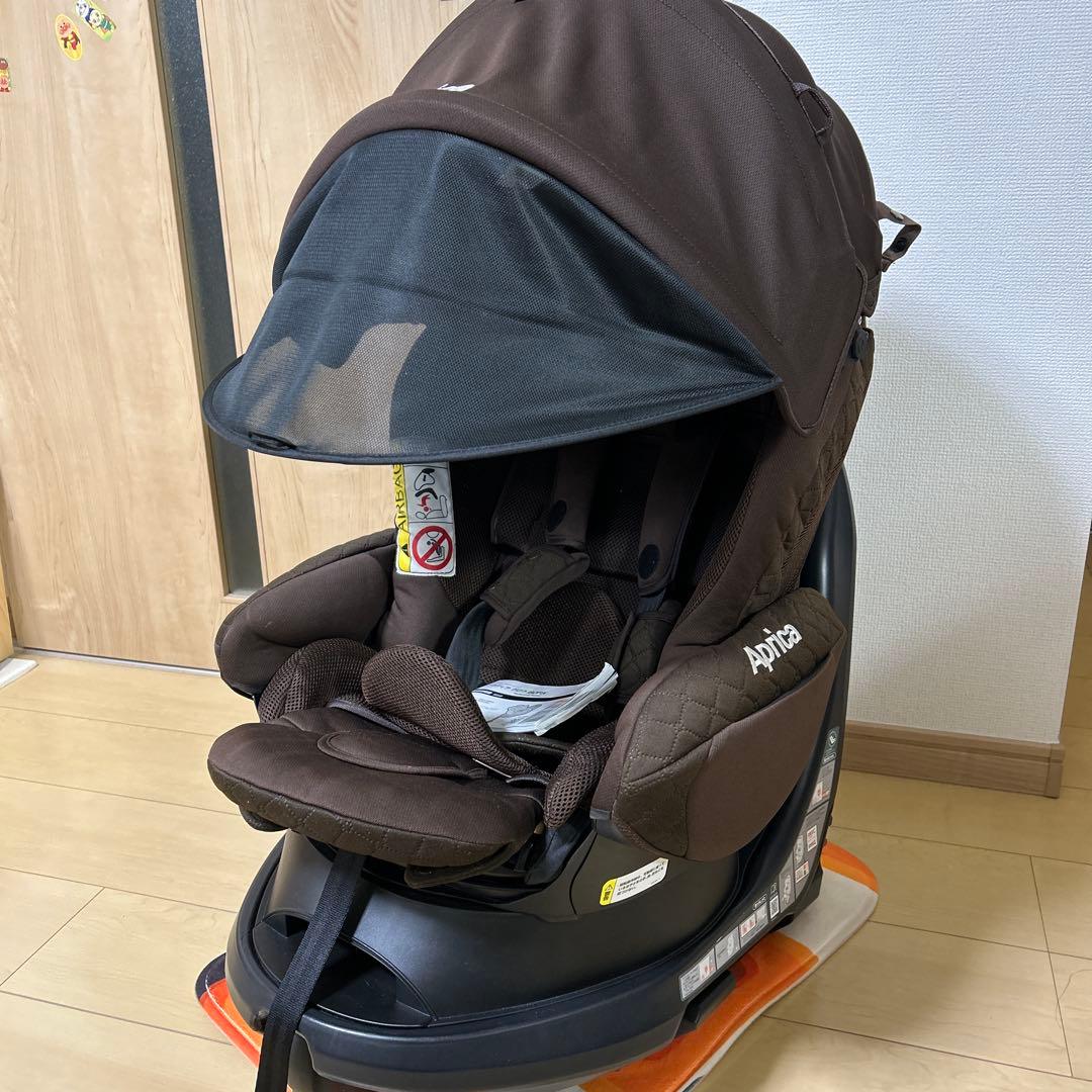 Apricaフラディア グロウ ISOFIXブラウン