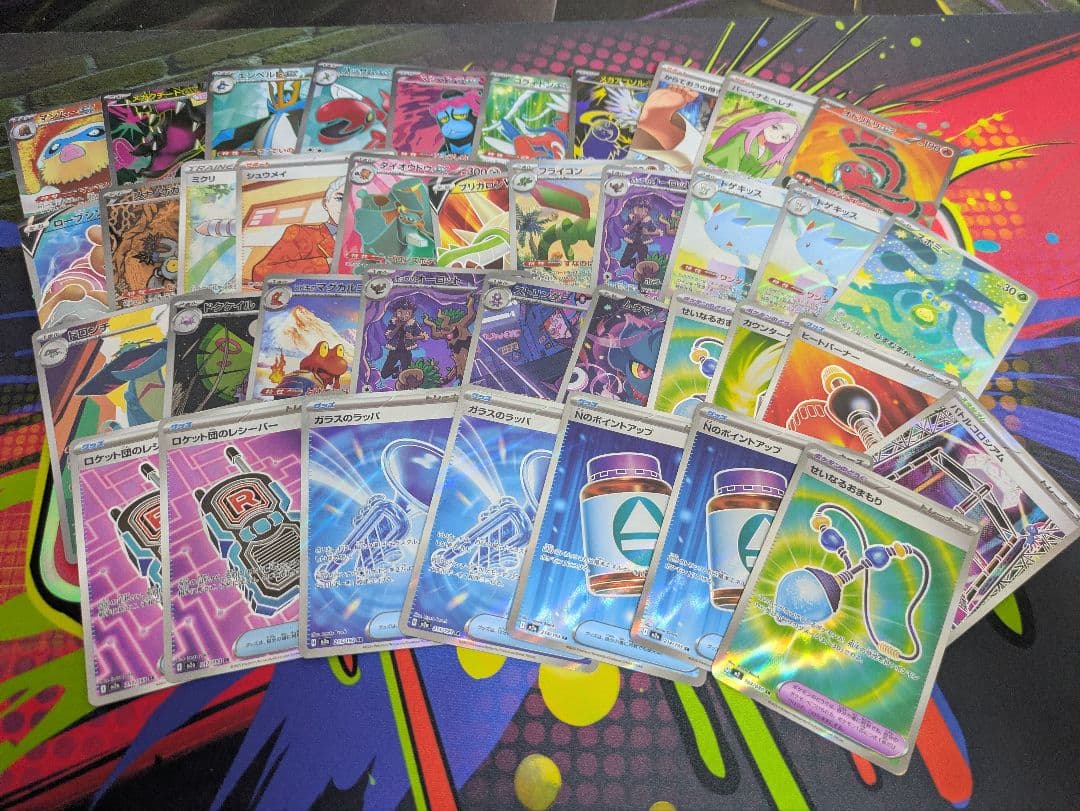 【最終値下】ポケモンカード　引退品　デッキ4つ他コレクション品(1月18日迄)