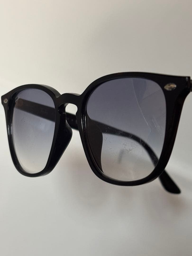★大人気モデル★RB4258-F 601/19 ★啓之輔さん着用★RayBan★