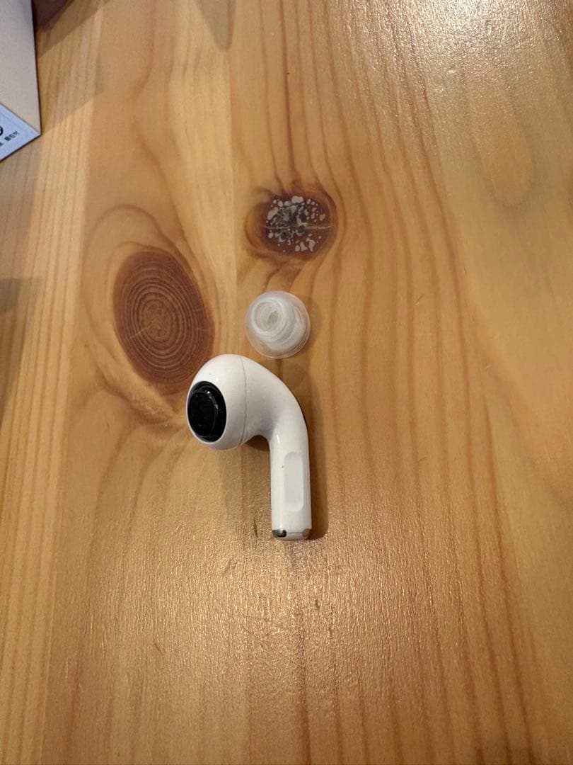 し*ー様 Apple AirPods Pro 第2世代 type-c、ケ－スなし