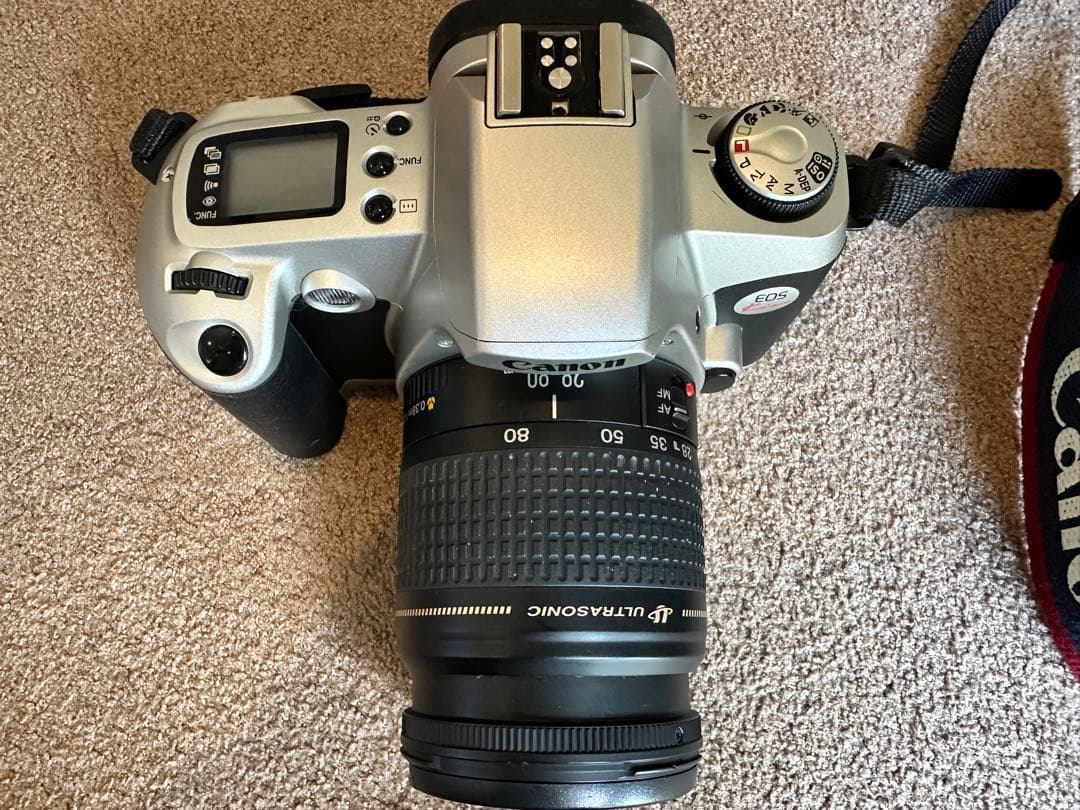 Canon NEW EOS Kiss フィルム一眼レフカメラ