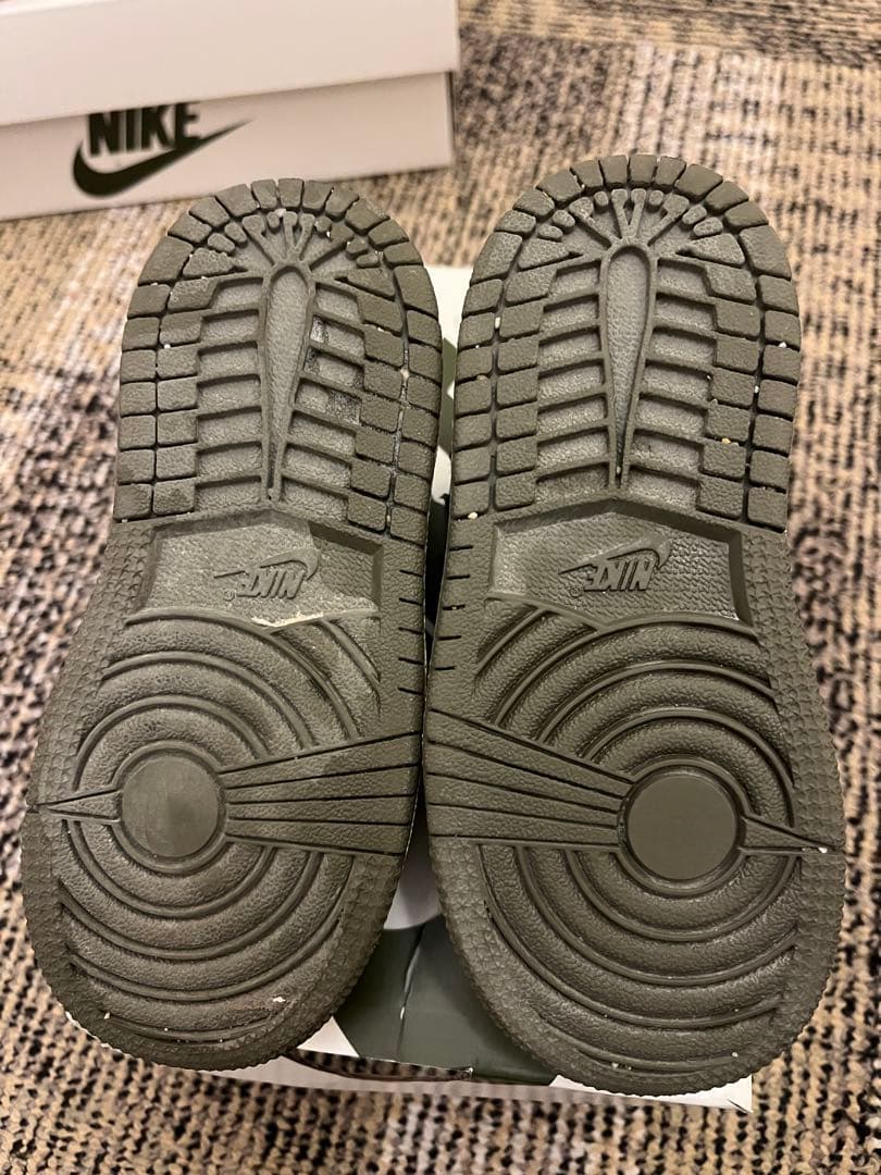 travis scott Jordan キッズ　kids ジュニア　Jr.