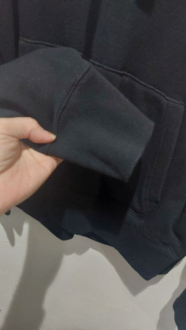 北欧、暮らしの道具店　スッキリ着られる大人のパーカー　ブラック　グレー