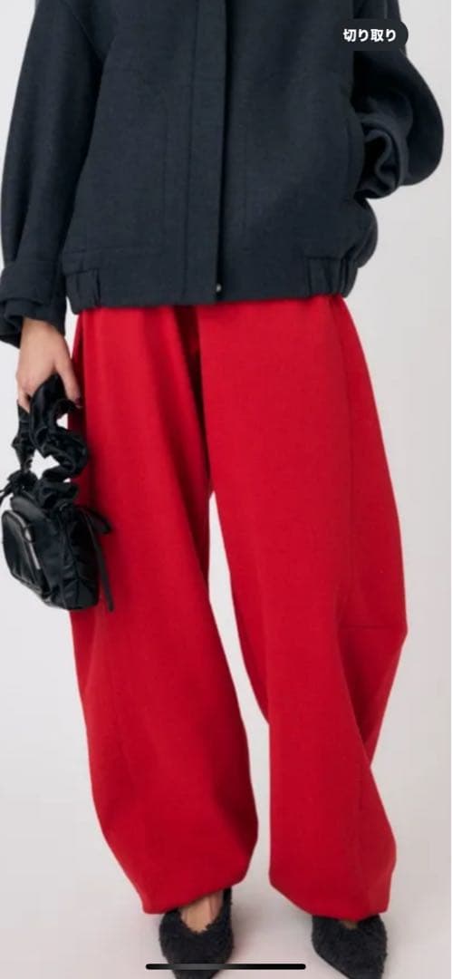 マウジー レッドスウェットパンツ