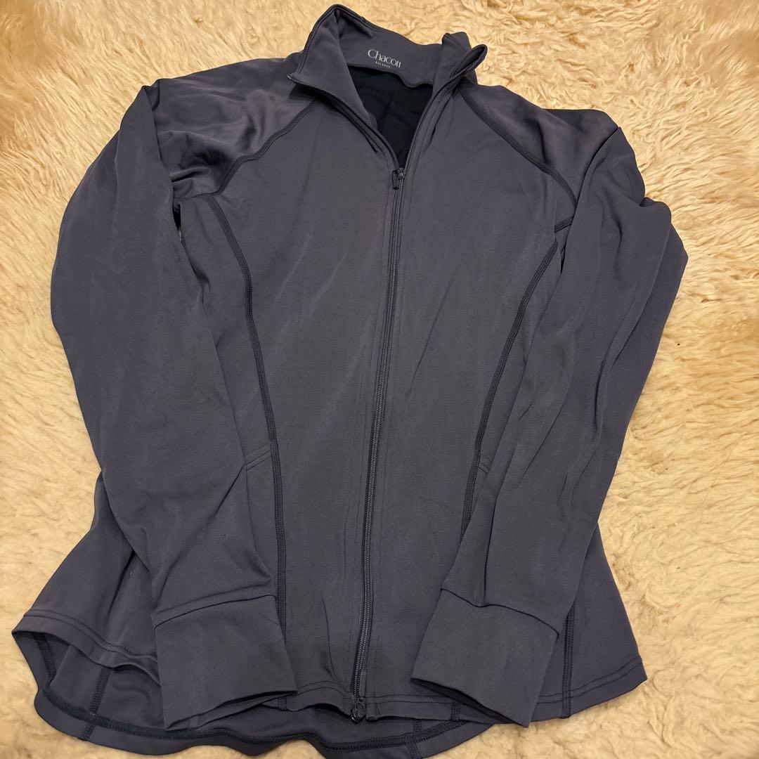 11/10まで！Chacott BALANCE グレー ジップアップ長袖ウェア