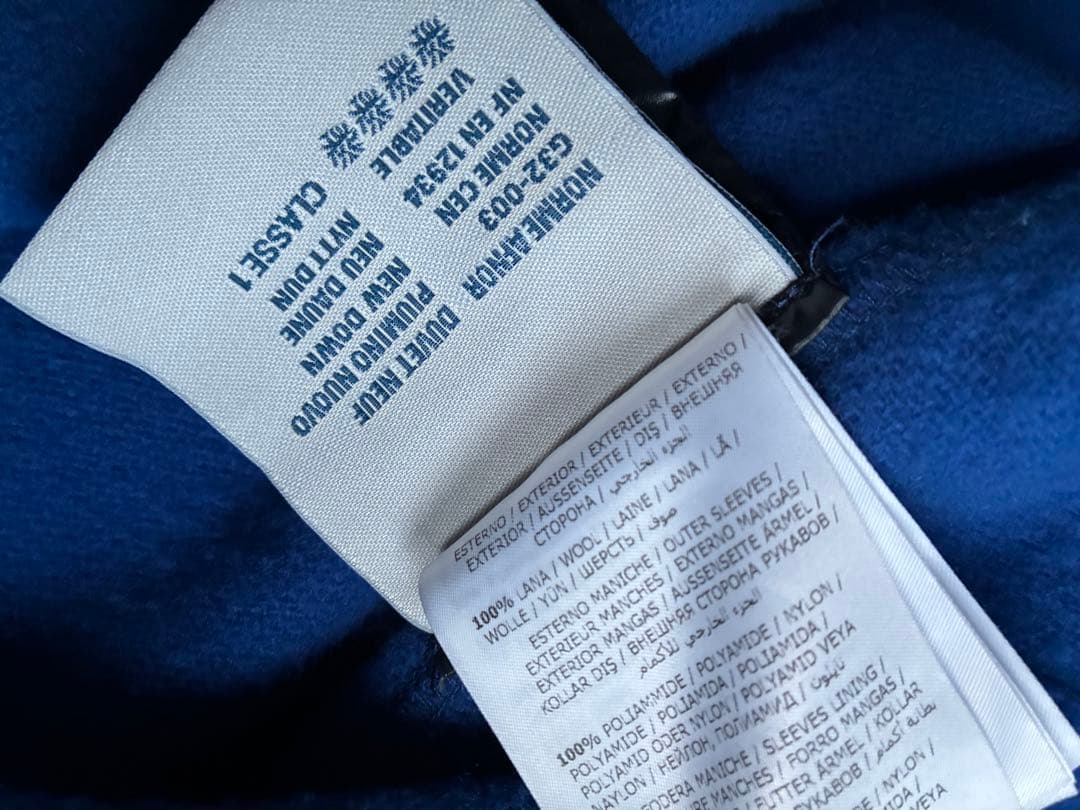 最終お値下げ　モンクレール MANTELLA マンテラ　ケープ　コート　ダウン