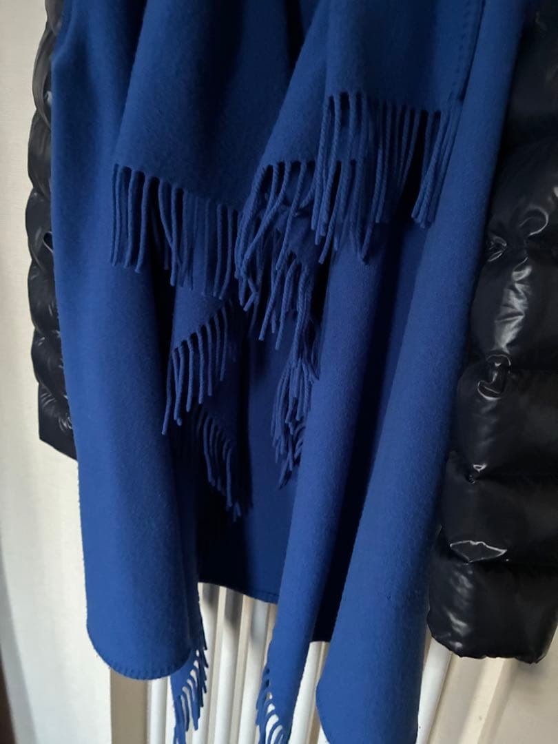 最終お値下げ　モンクレール MANTELLA マンテラ　ケープ　コート　ダウン