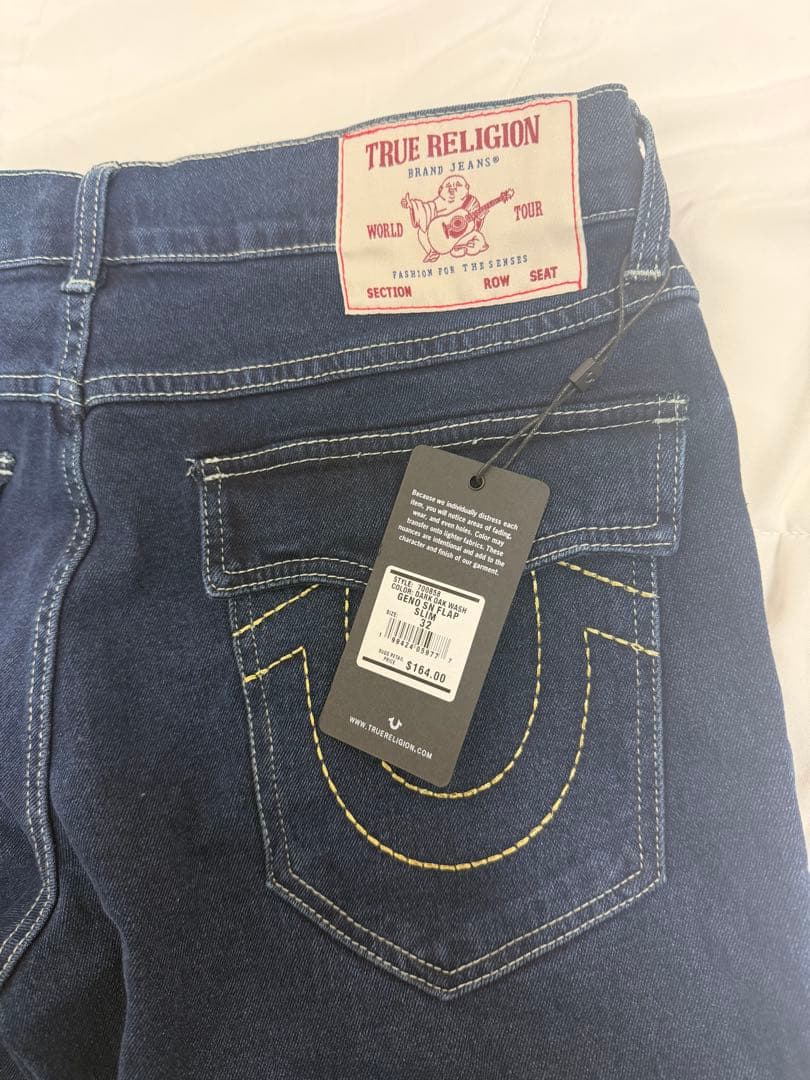 TRUE RELIGION ダークブルーデニムパンツ