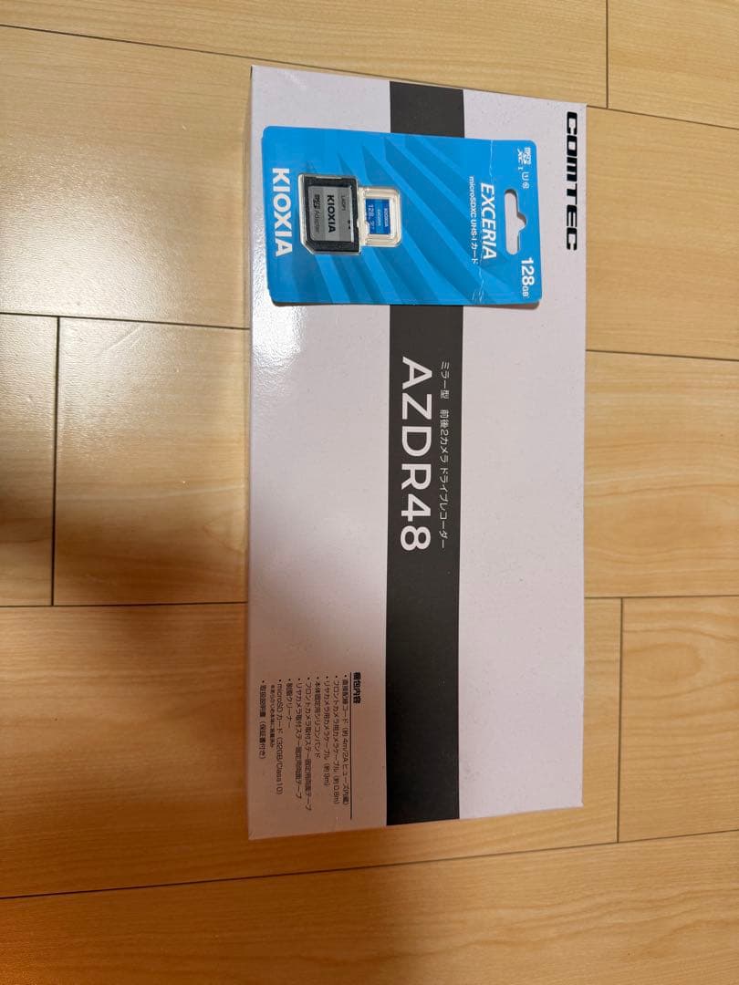 新品未使用、おまけ付き　コムテック ミラー型ドライブレコーダー AZDR48