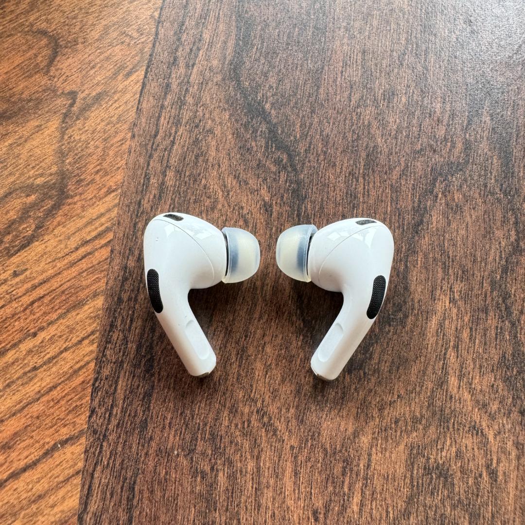 AirPods pro 第2世代 ライトニング 本革レザーケース付き