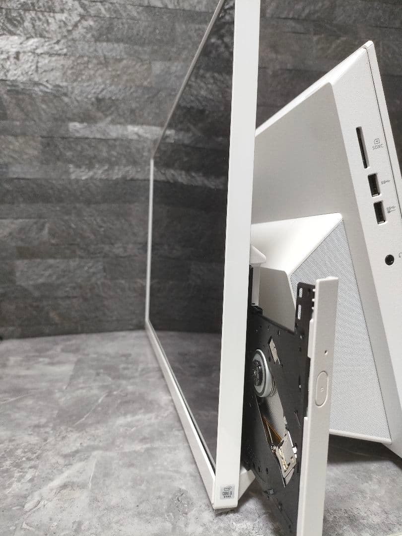 NEC LAVIE 美品 corei5 第10世代 新品メモリ16　新品SSD