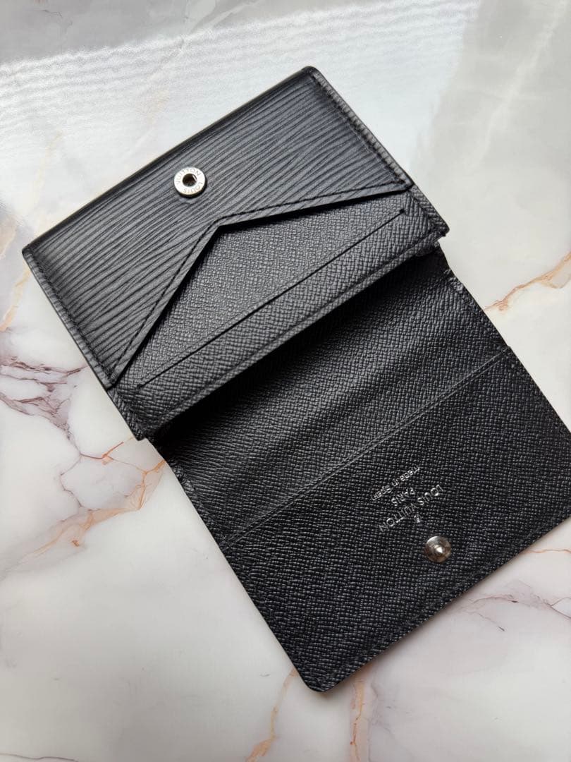 LOUIS VUITTON アンヴェロップカルトドゥヴィジット 名刺入れ