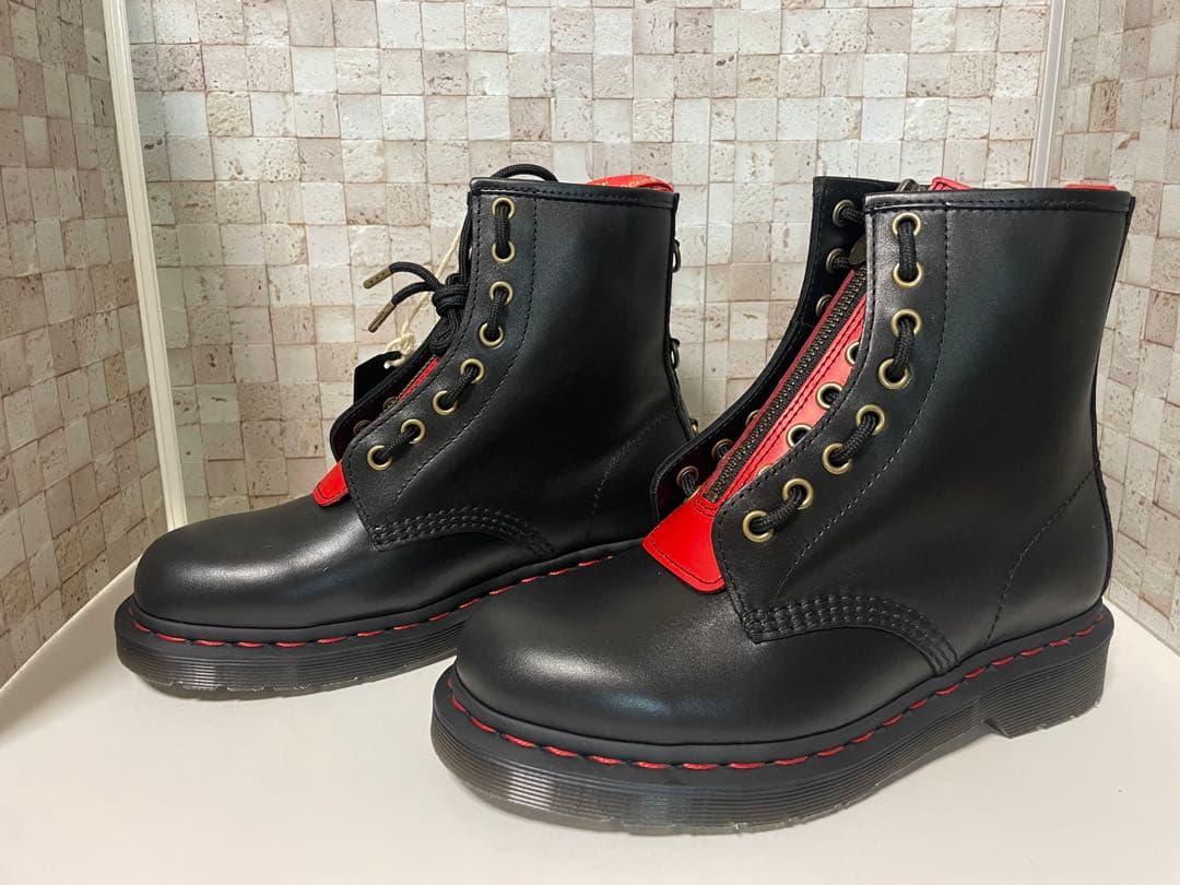 ドクターマーチン 卯年 兎 8ホールブーツ UK4